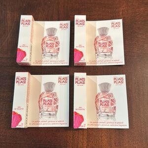 PLEATS PLEASE L'EAU by Issey Miyake for women EDT 1ml Spray  New in Box